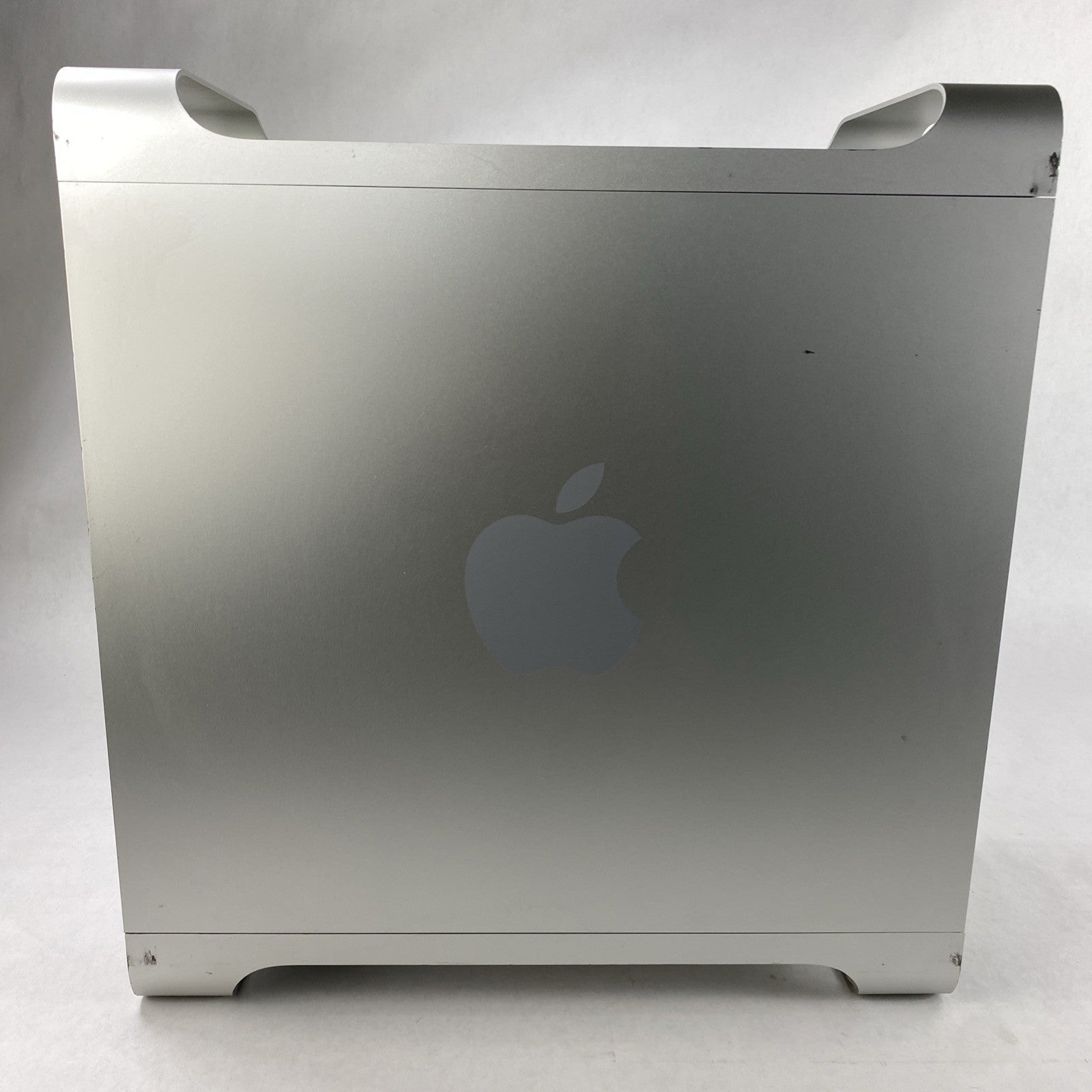 Apple Mac Pro A1289 2009 Xeon W3540 2.93GHz 6GB RAM 640GB HDD os10.11.6 No GPU3