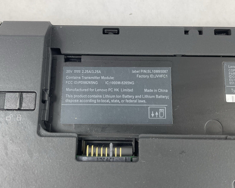 Lenovo ThinkPad T480 14" i5-8350U 1.70 GHz 8 GB RAM No SSD/OS/AC - Missing DIMM