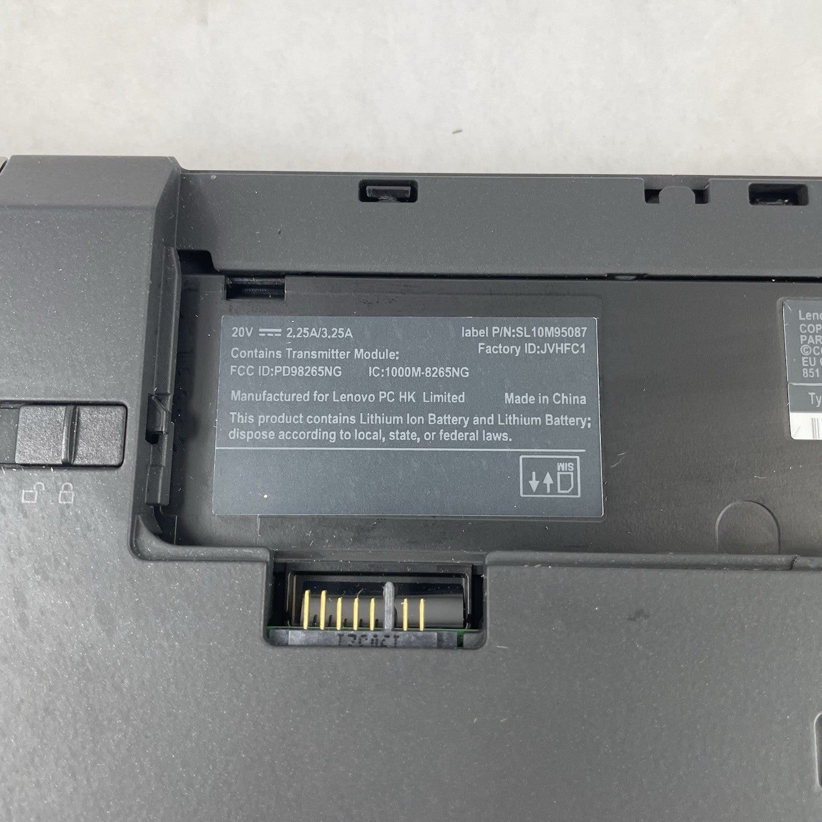 Lenovo ThinkPad T480 14" i5-8350U 1.70 GHz 8 GB RAM No SSD/OS/AC - Missing DIMM14