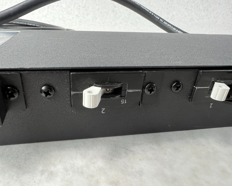 HP Compaq EO4500 Modular PDU Control Unit 228481-001 24A 100-127 VAC 50-60 Hz