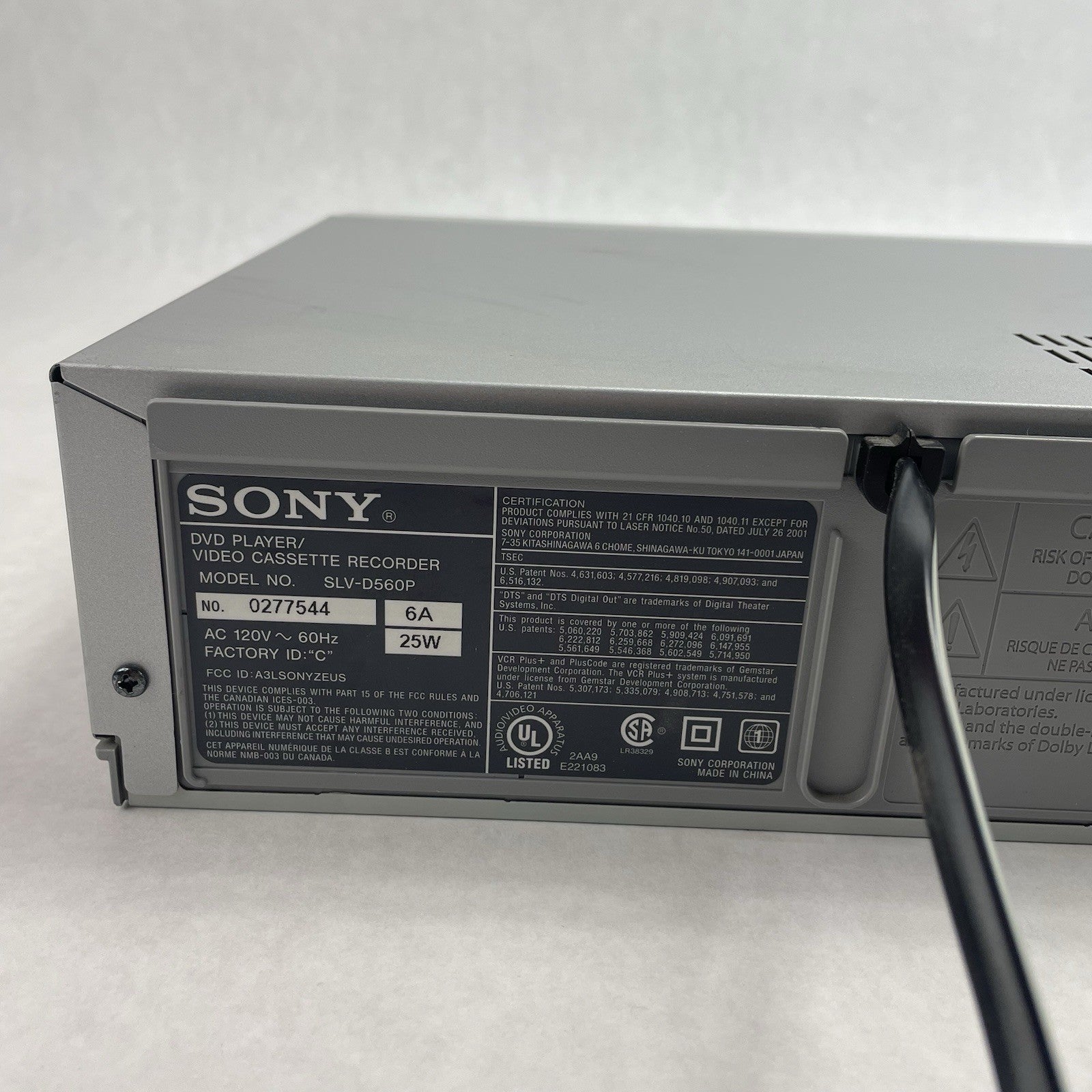 Sony DVD/VCR VHS Combo Player SLV-D560P  Tested/Working No Remote7