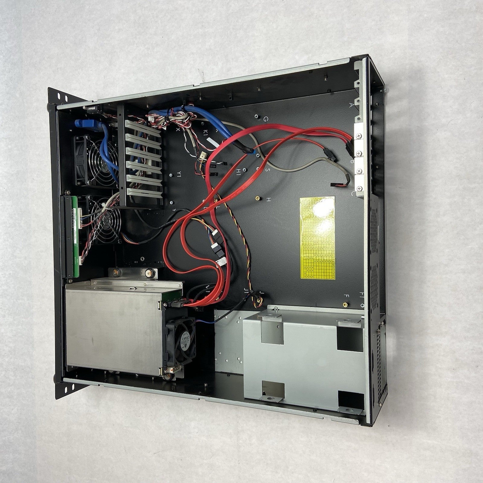Advantech HPC-7320MB-00XE 3U Rackmount Server Chassis Barebones7