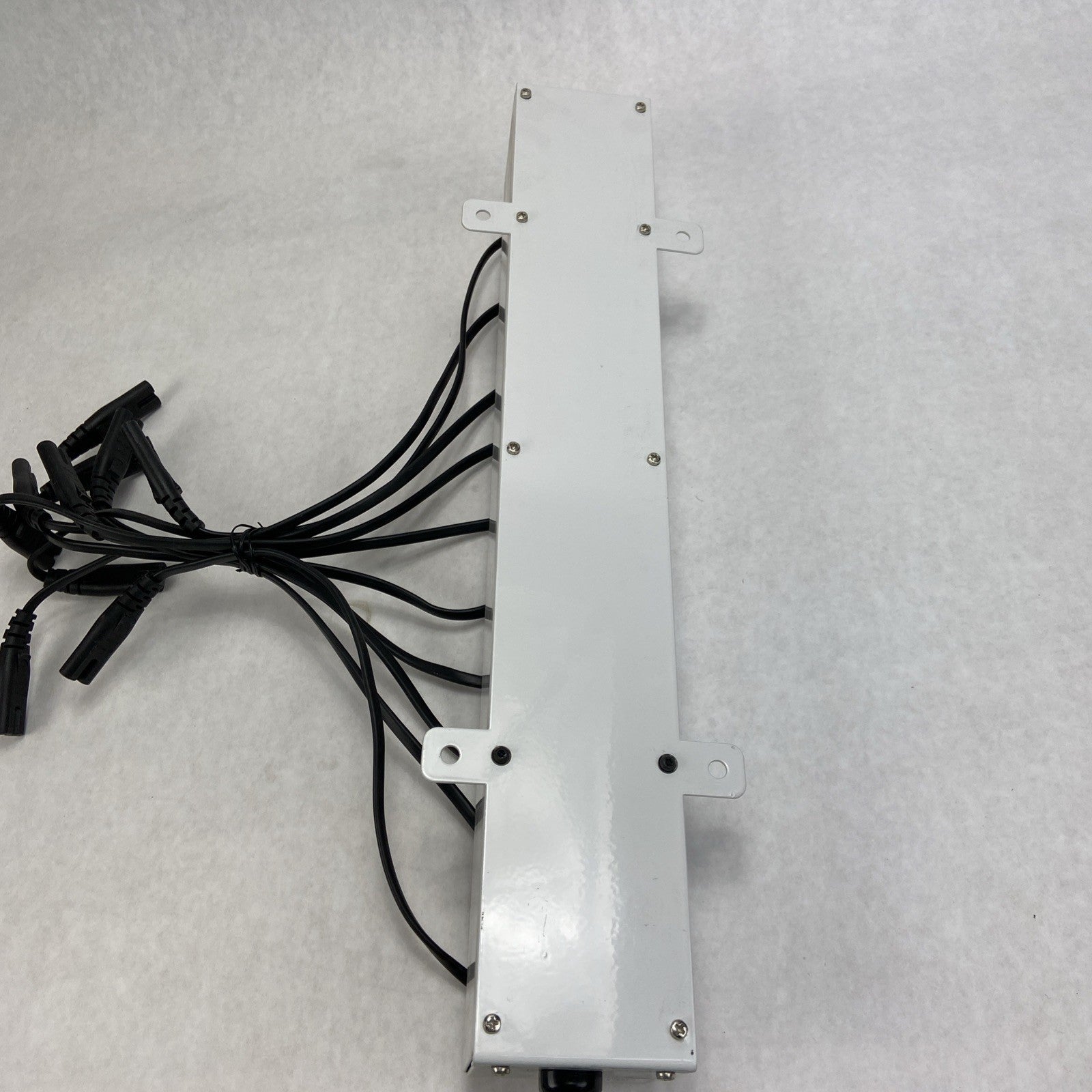 Bretford C7/Figure 8 - 10 Port Charging Strip - Model 018-0267