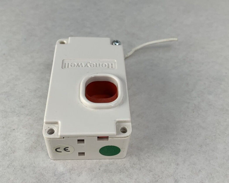 Lot of 2 Honeywell 270R Holdup Switch K0318-2 Rev C 10/07