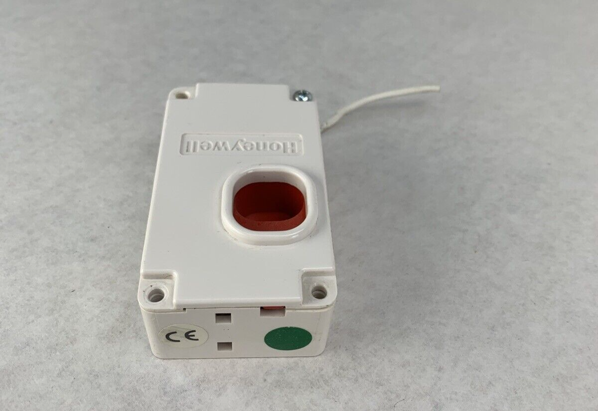 Lot of 2 Honeywell 270R Holdup Switch K0318-2 Rev C 10/07