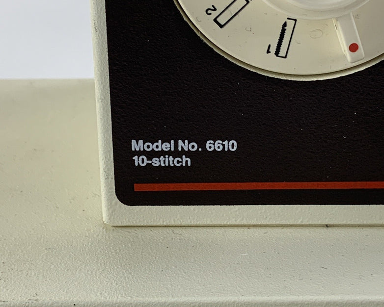 Singer Sonata 6610 Sewing Machine Powers and Runs w/ Cover Case and Manual