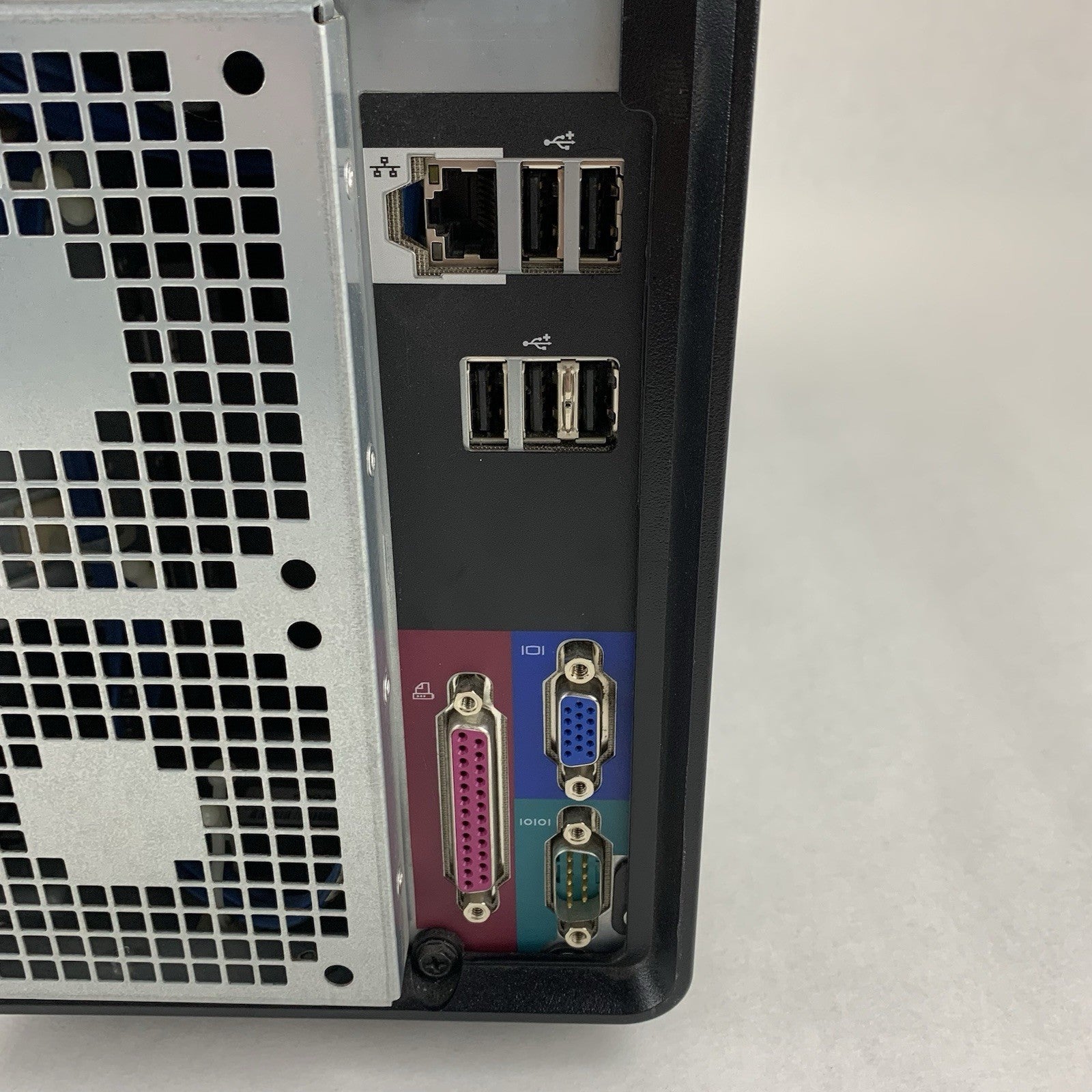 Dell PowerEdge SC1430 Tower Server Intel Xeon 3.0 GHz 2 GB RAM NO HDD NO OS5