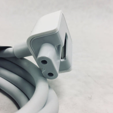 Lot of 2  OEM Apple (Volex)  E62405SP  APC7H  2.5A 125V  6Ft  AC Power Cord