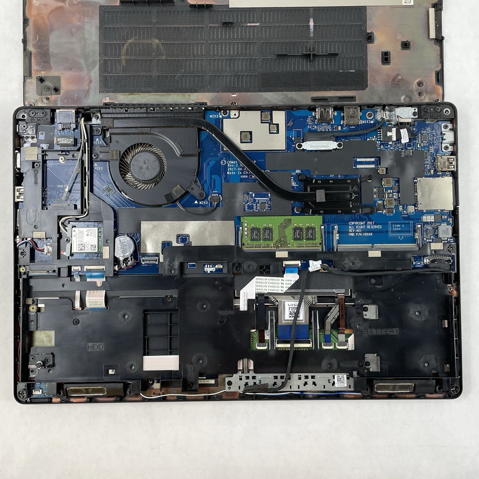 Dell Latitude 5580 15.6" i5-7300U 2.60 GHz 8 GB RAM No SSD/OS/AC/Batt20