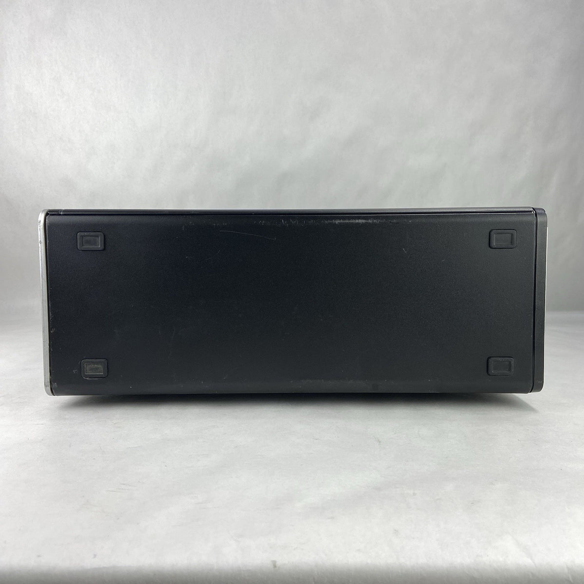 Dell Precision 490 MT Intel Xeon 3GHz 2GB RAM Quadro FX550 No HDD/OS7