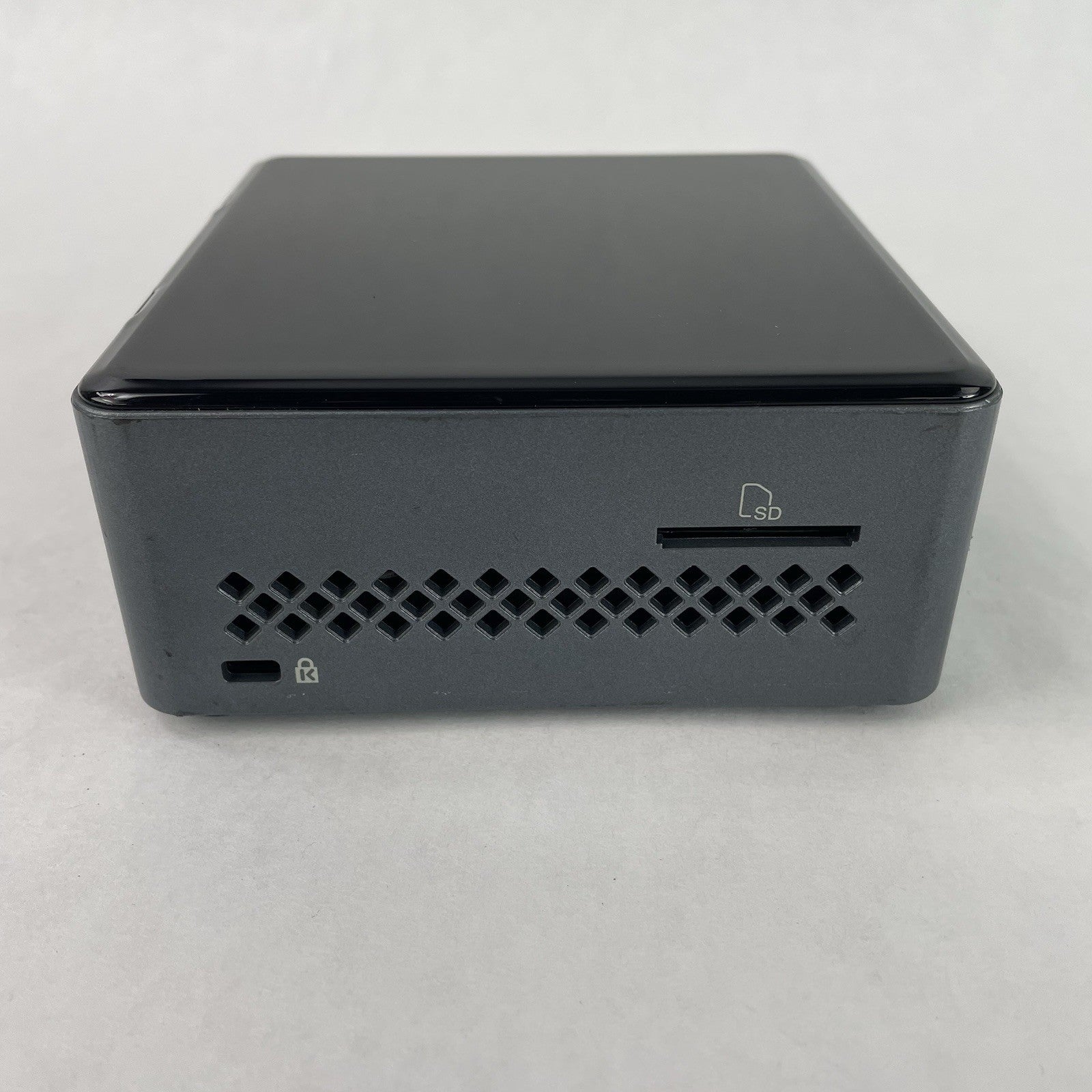 Intel NUC6CAY Micro Celeron J3455 1.50 GHz 8 GB RAM No SSD/OS/AC2