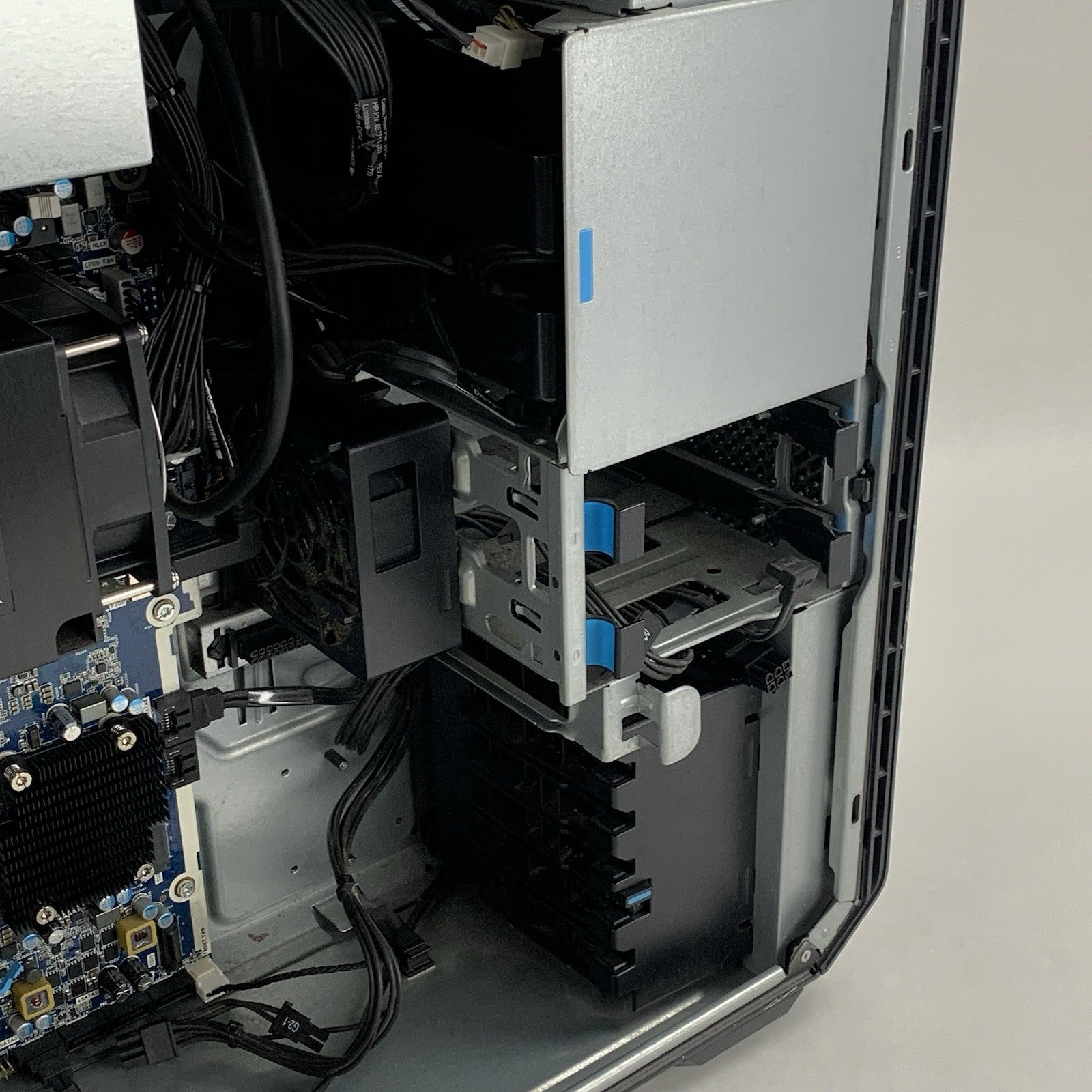 HP Z6 G4 Workstation 2x Xeon Silver 4114 2.20 Ghz 64 GB Ram No OS No HDD Bad M.216