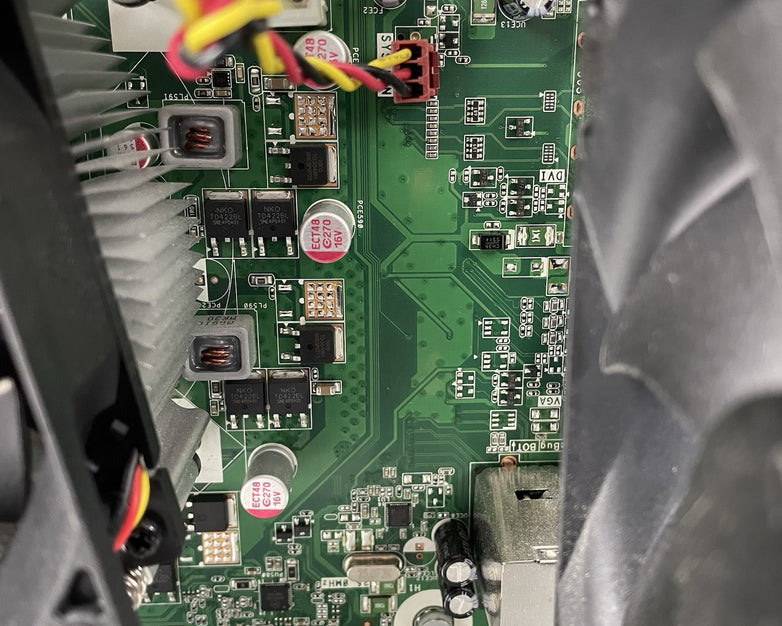 HP Pavilion 500-223 MT Intel Core i3-4130 3.4 GHz 8 GB RAM No HDD No OS