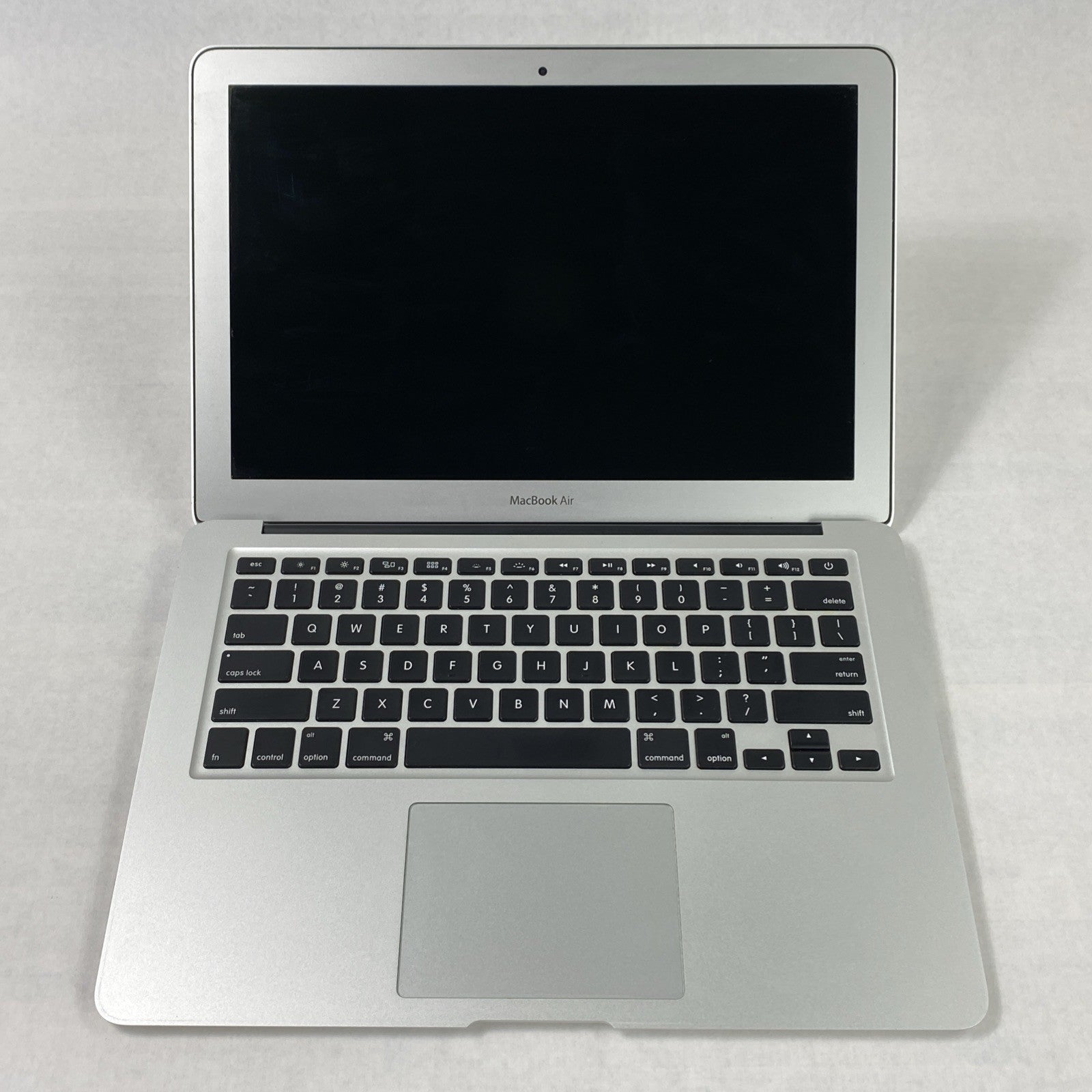 Apple MacBook Air A1466 2015 13" 1.6GHz i5 4GB RAM 256GB SSD os11.7.1 723 Cycles