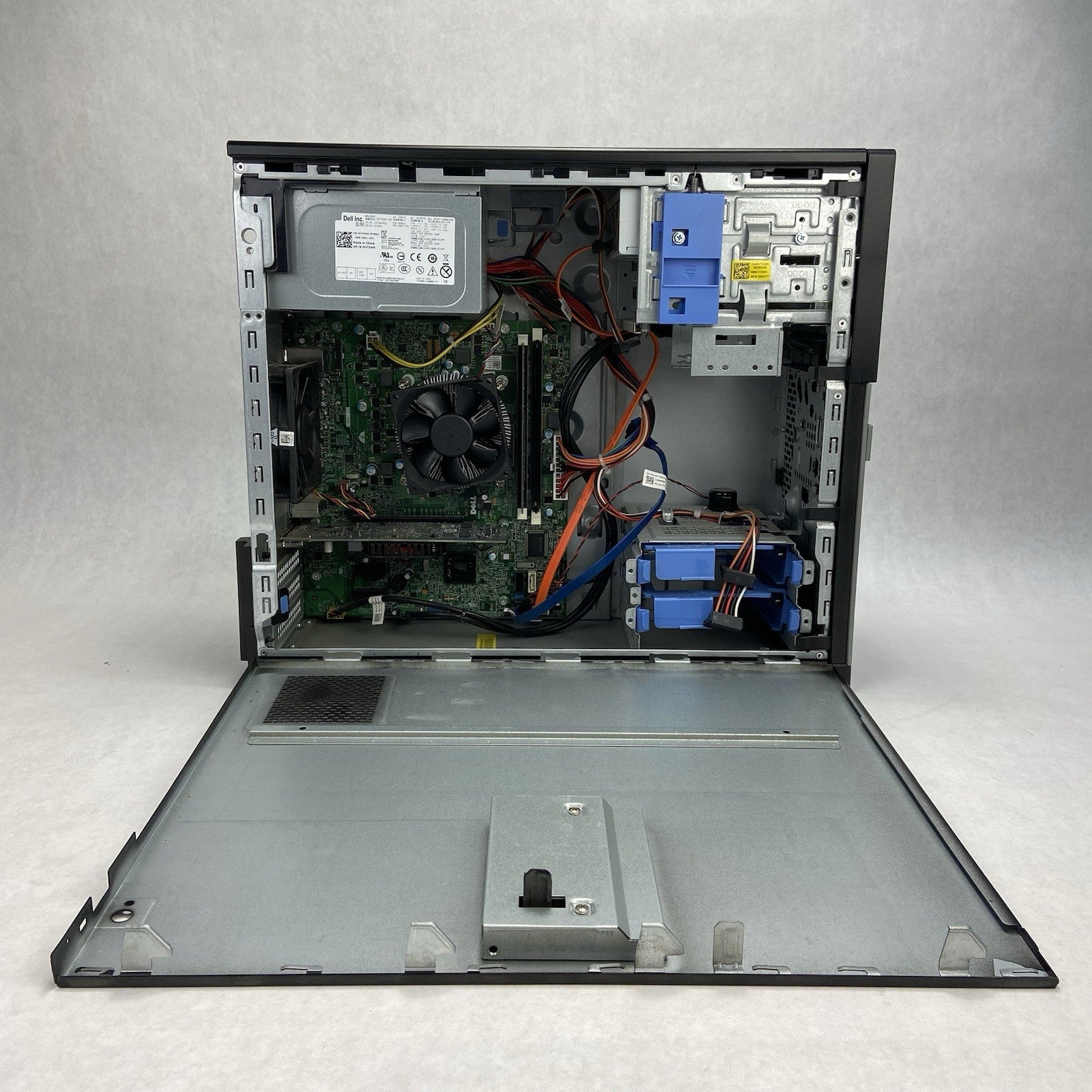 Dell Optiplex 3010 MT Intel Core i3-3220 3.3GHz 4GB RAM No HDD No OS  HD 70408