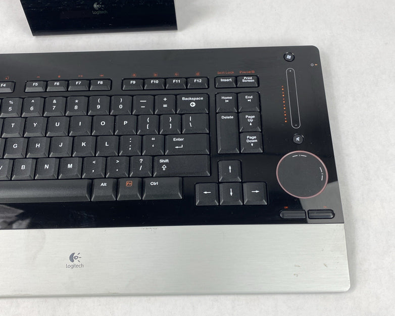 Logitech Y-RAY81 Bluetooth Keyboard Tested