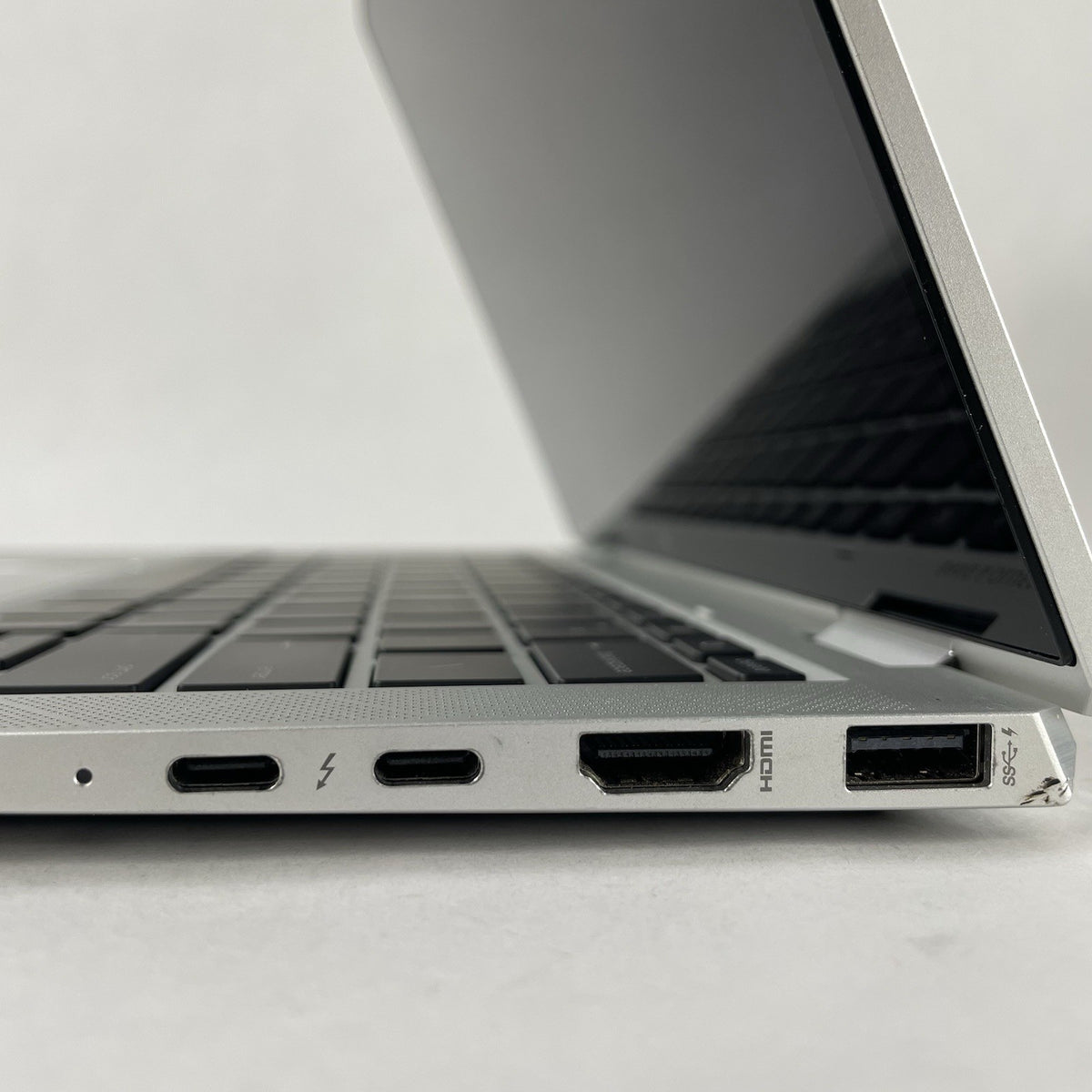 HP EliteBook x360 1030 G8 13.3" i7-1185G7 3.00 GHz 16 GB RAM No SSD/OS/AC5