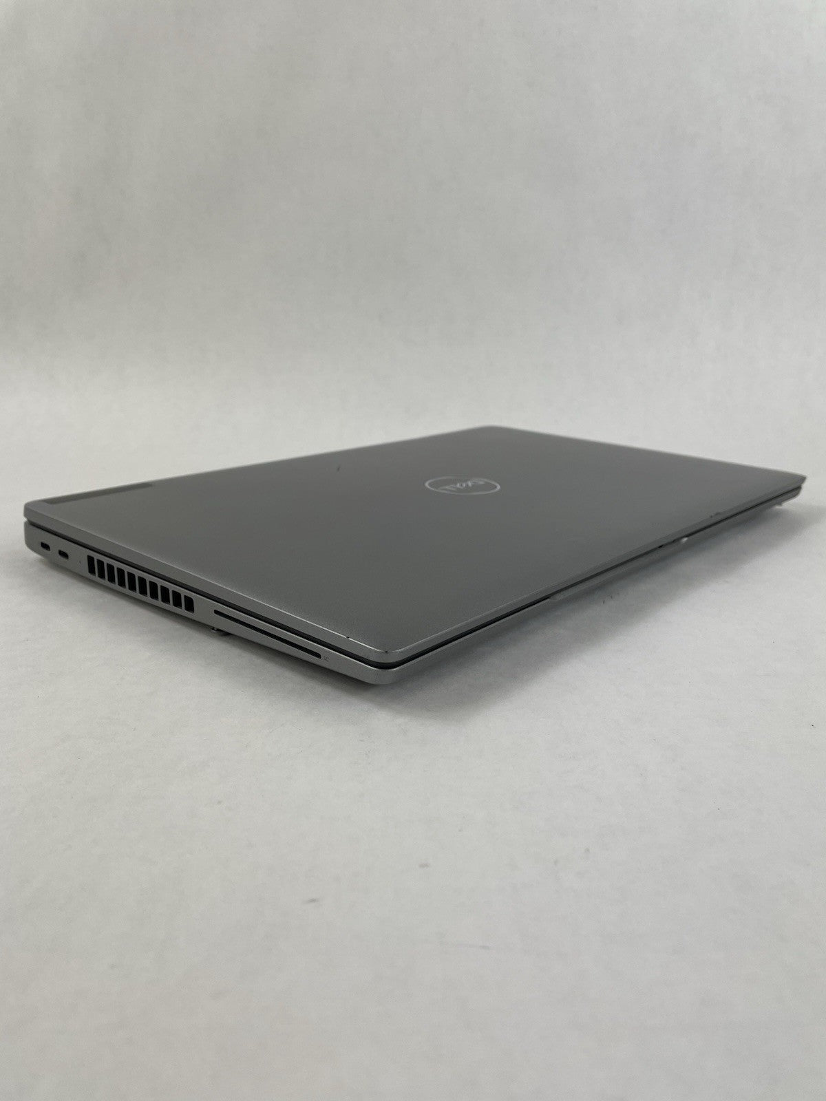 Dell Latitude 5540 15.6" i5-1345U 4.35 GHz 8 GB RAM No SSD/OS/AC - Worn13