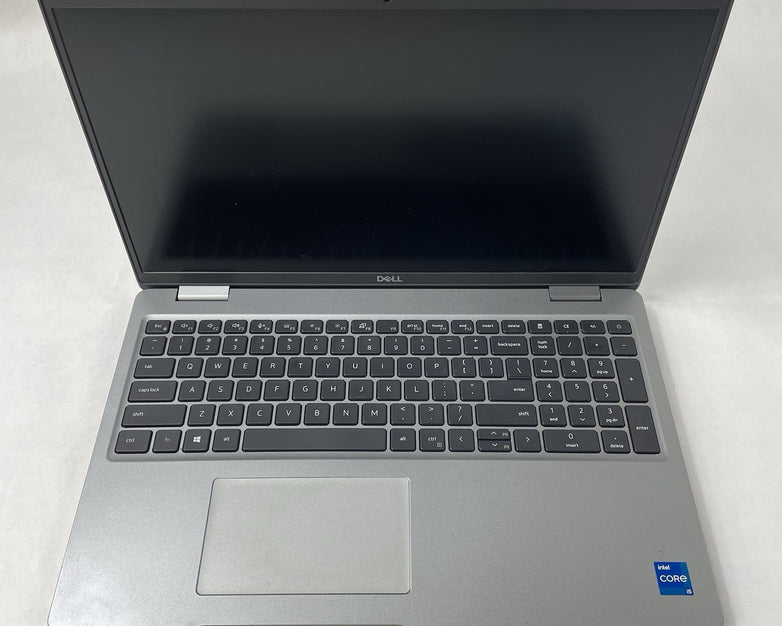 Dell Latitude 5520 15.6" i5-1135G7 2.4GHz 8GB RAM No SSD/OS/AC - Scratched Paint