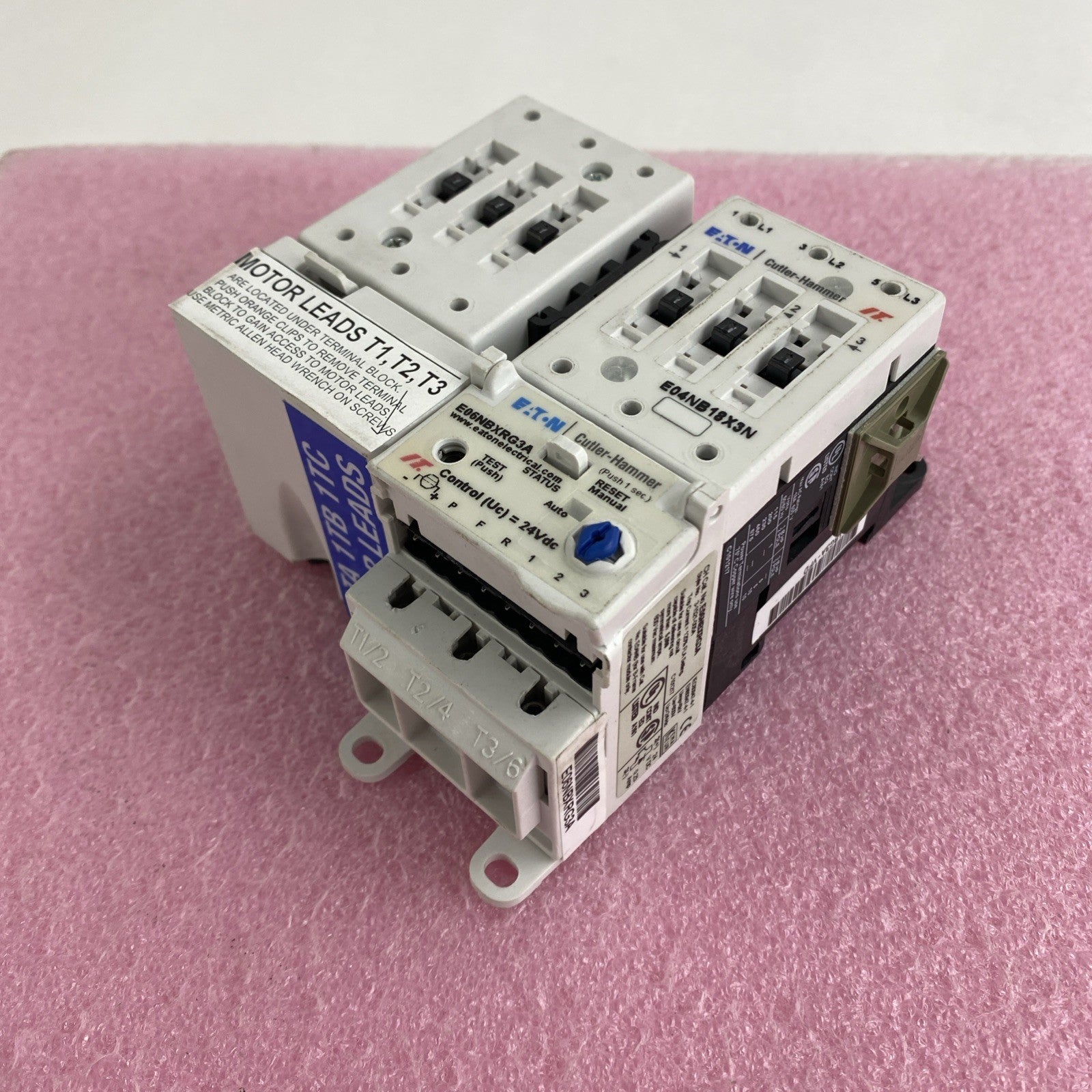 Eaton E04NB18X3N Contactor with Relay E06NBXRG3A 0