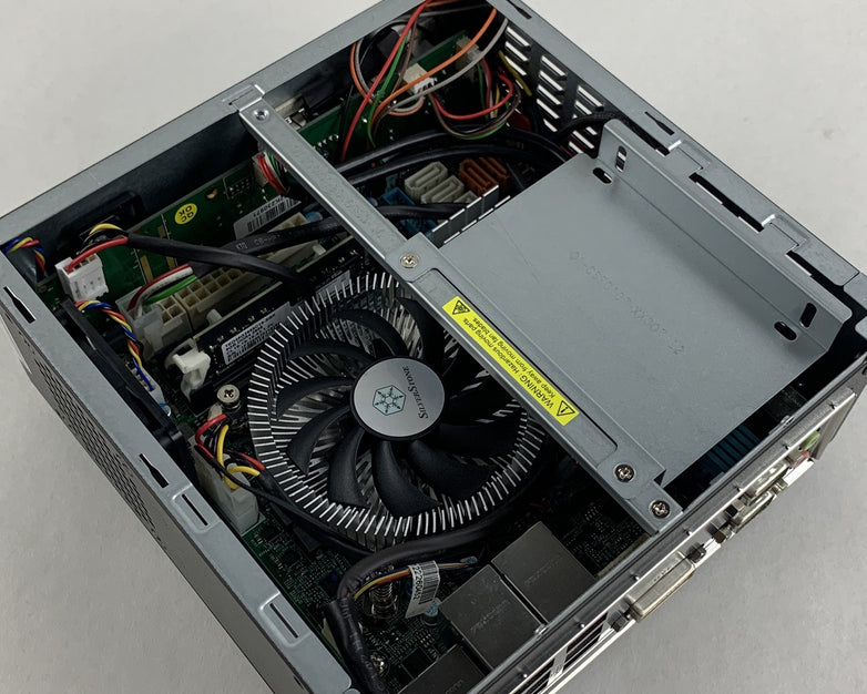 Supermicro Micro Desktop X11SSV-Q i5-7500 3.8 GHz 8 GB Ram No OS No HDD No AC