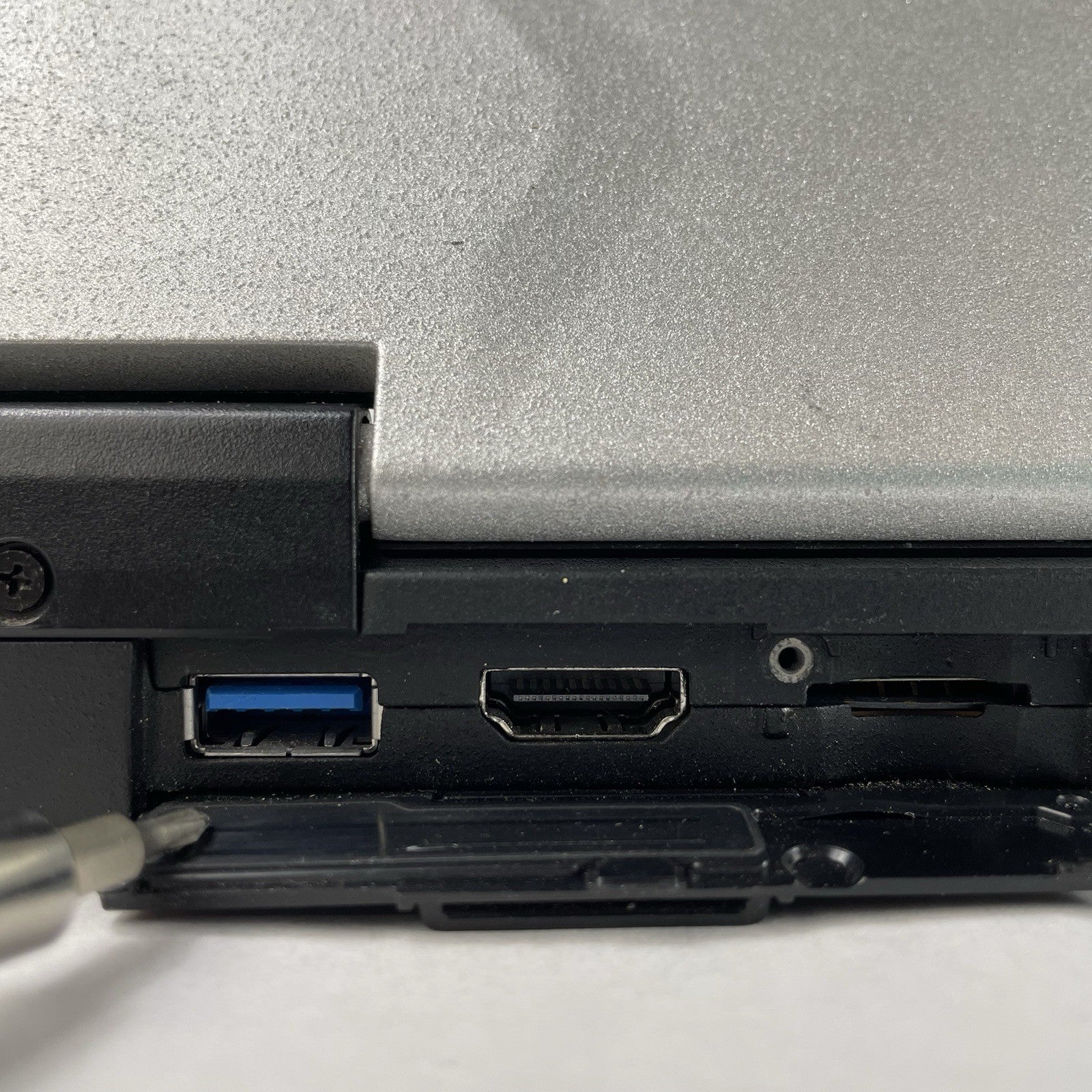 Panasonic ToughBook CF-54 14" i5-6300U 2.40 GHz 8 GB RAM No SSD/OS/AC/Batt9