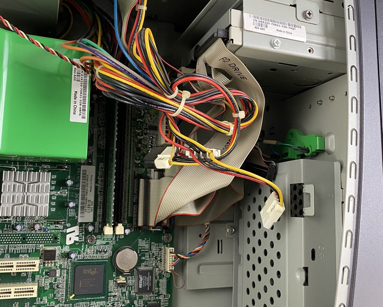 Dell Dimension 2350 MT Intel Pentium 4 2.00GHz 256MB RAM No HDD No OS