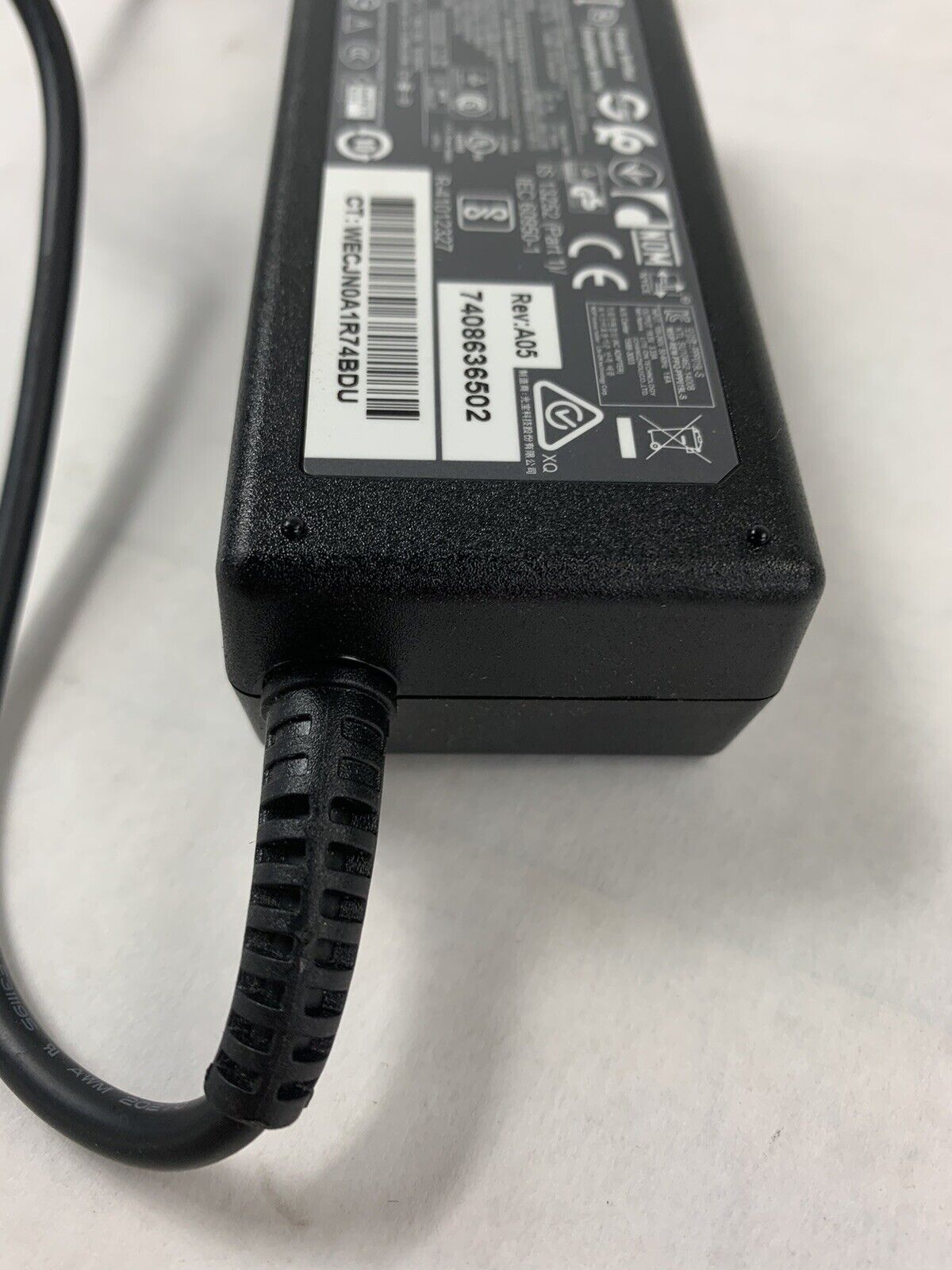 Lot of 10 HP PPP019L-S 65W AC DC Adapter Charger