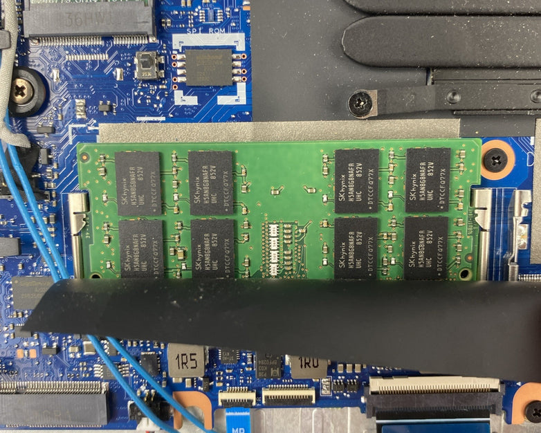 HP EliteBook 655 G10 AMD Ryzen 7 Pro 7730U 2.00 GHz 16 GB RAM 15.6" No HDD No OS