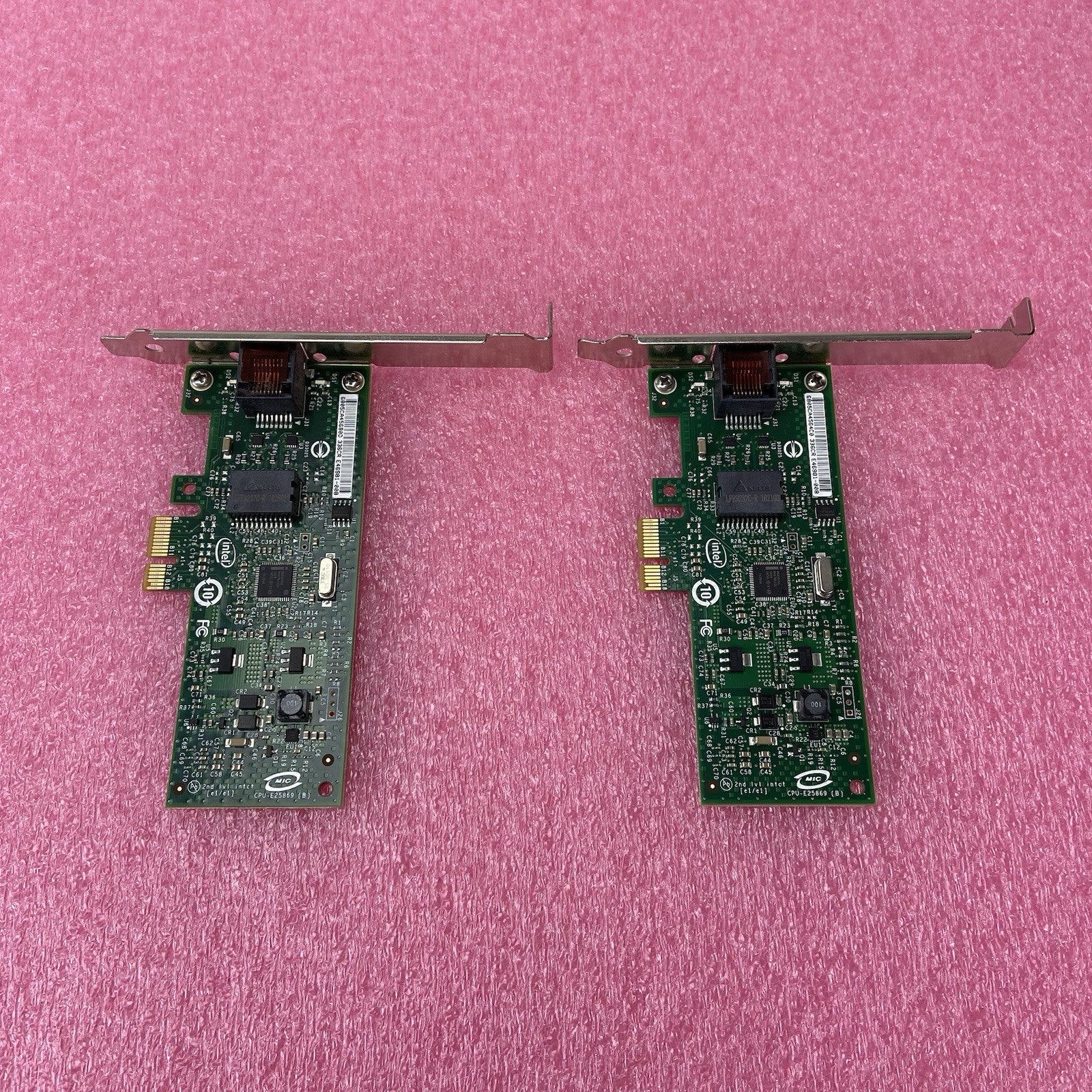 Lot of 2 Intel Gigabit CT Desktop Adapter PCIe EXPI9301CTBLK1