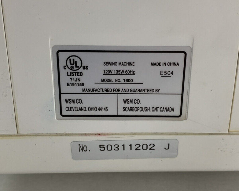 White Superlock W2500 Sewing Machine No Power Cord Untested