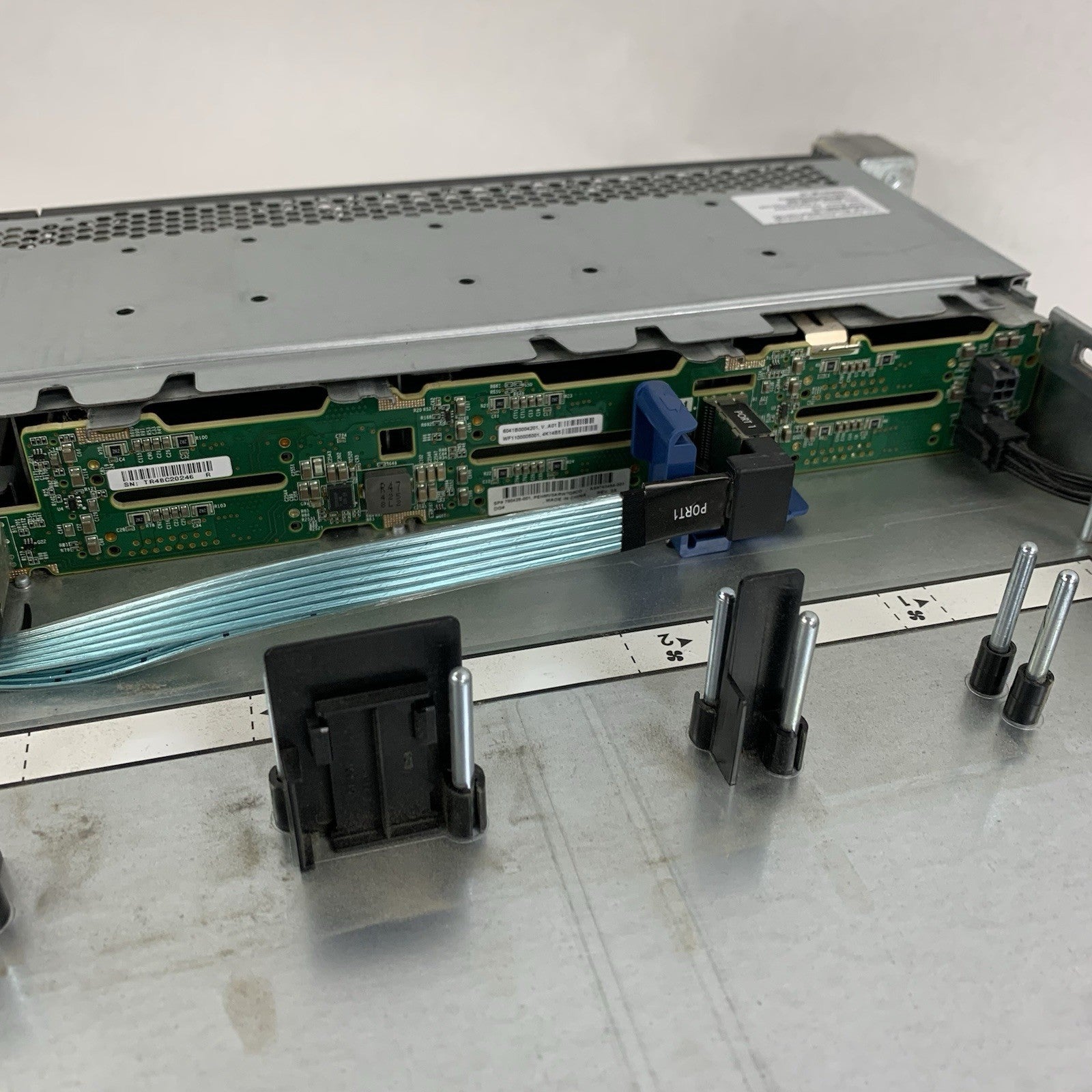 HP ProLiant DL360 Gen9 Server Barebones Chassis No PSU No MB No Ram No CPU11