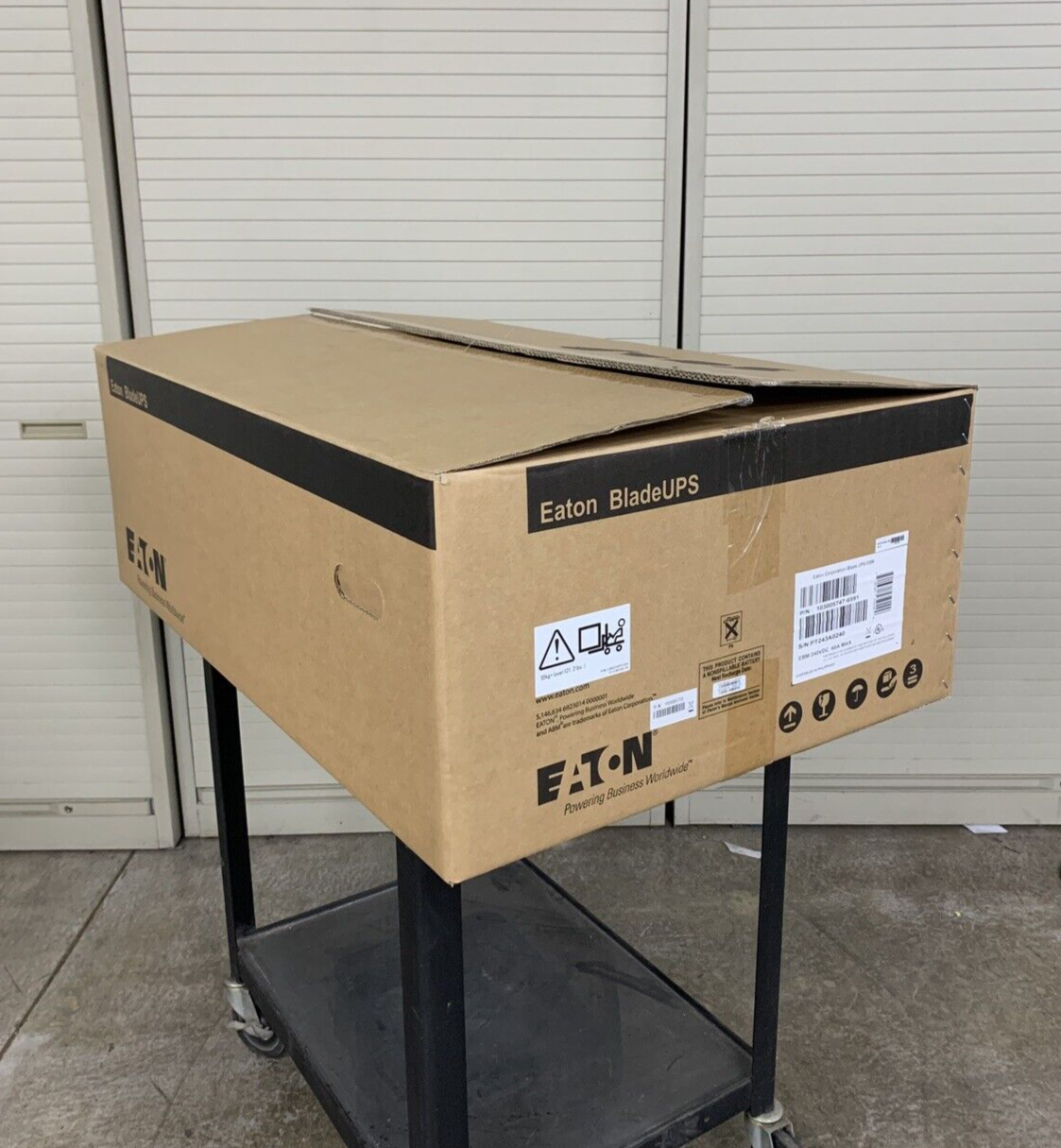 Eaton 103005747-6591 Blade UPS Extended Battery Module  Recharge Date 3/14/2024