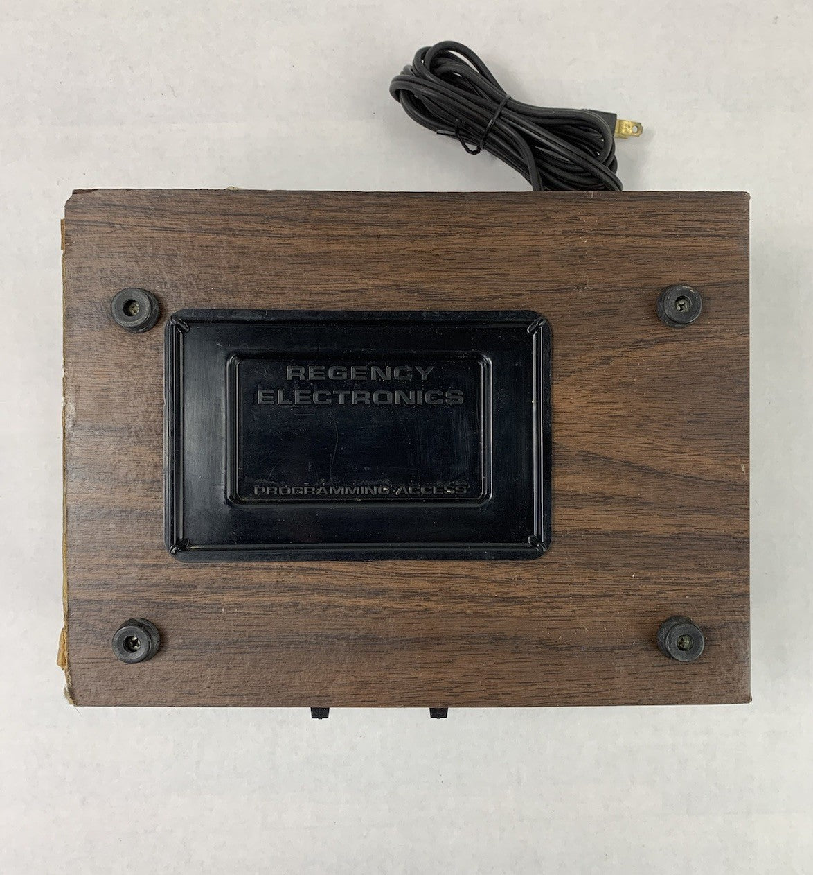 Regency Electronics ACT-E-106 Vintage Radio Scanner Receiver