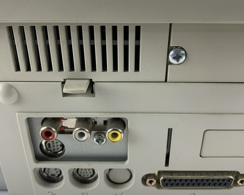 Macintosh Performa 6220CD - No HDD NO OS - Missing Volume Button- CD Drive Stuck