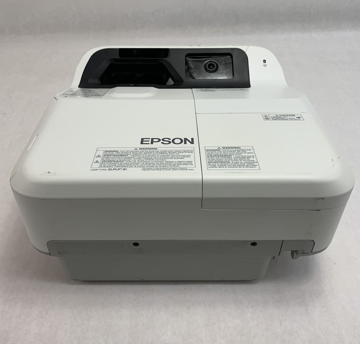 Epson PowerLite 695Wi H740A LCD Lamp Projector 1601 Lamp Hours - No Remote1