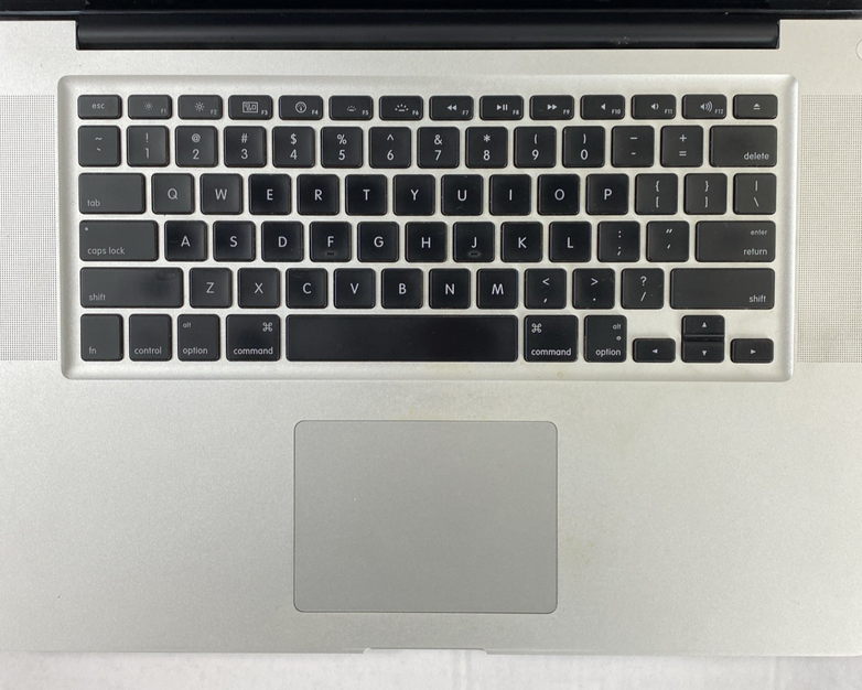 Apple MacBook Pro A1286 2009 15" Core 2 Duo 4GB RAM 320GB HDD - Service Battery