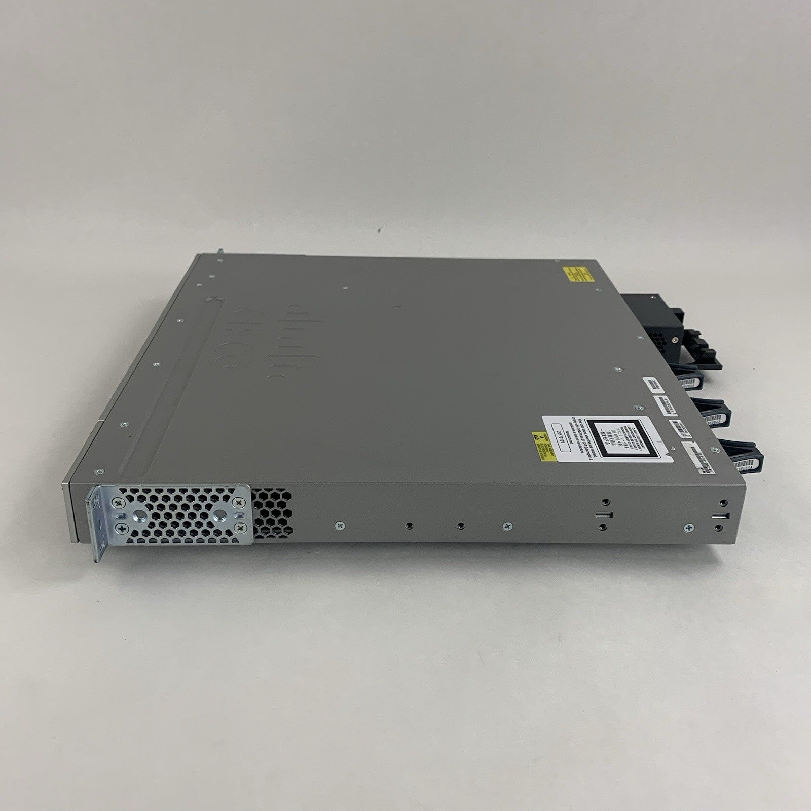 Cisco Catalyst WS-C3850-48U-S V06 48 Port Switch Tested w/C3850-NM-2-10G 1x PSUs8