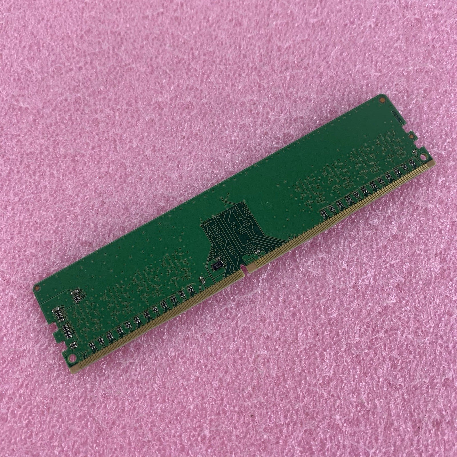 Micron MTA8ATF1G64AZ-2G6E1 8 GB PC4-21300 DDR4-2666 DDR4 Desktop Memory Ram4