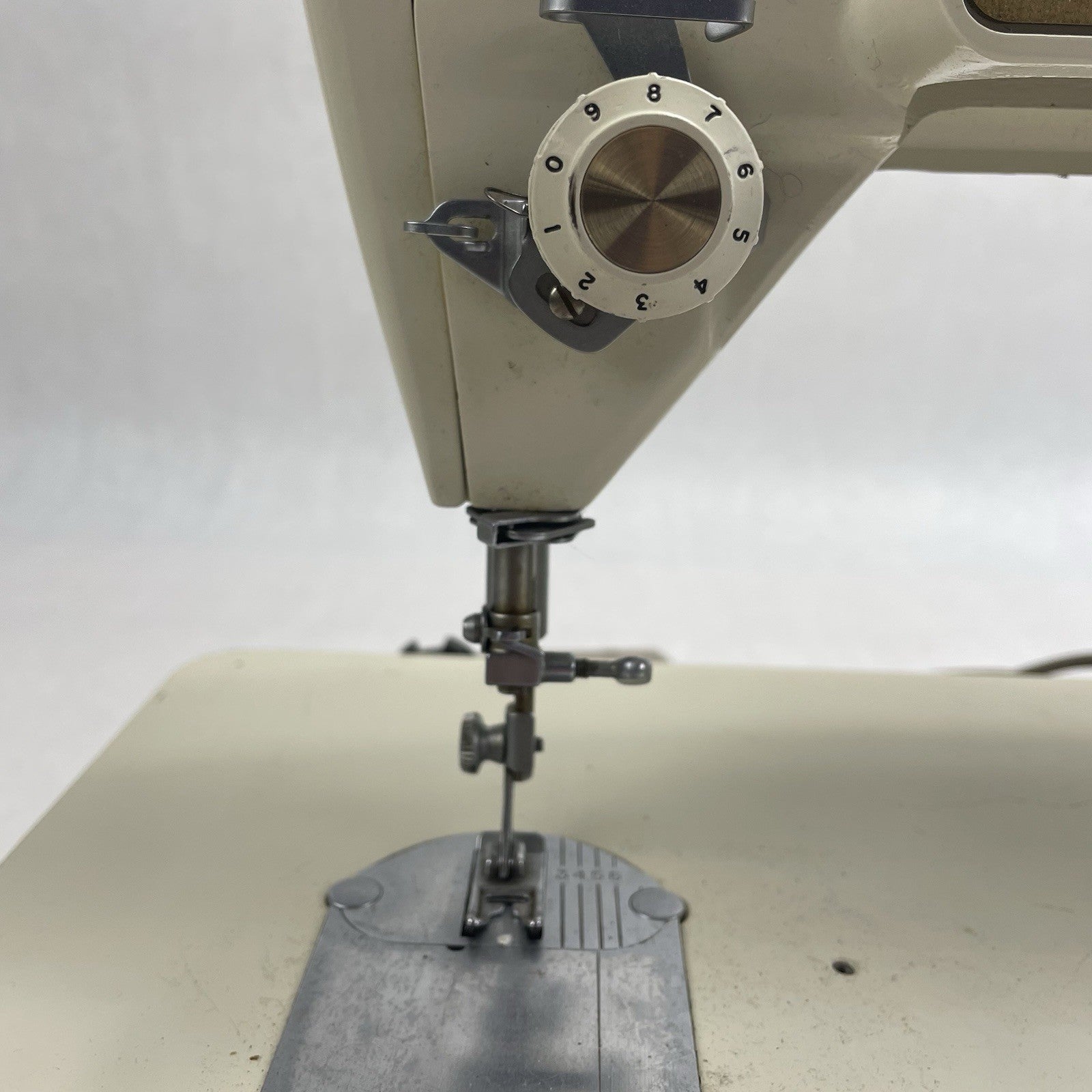 Singer Golden Touch & Sew 630 Sewing Machine Parts Or Repair4