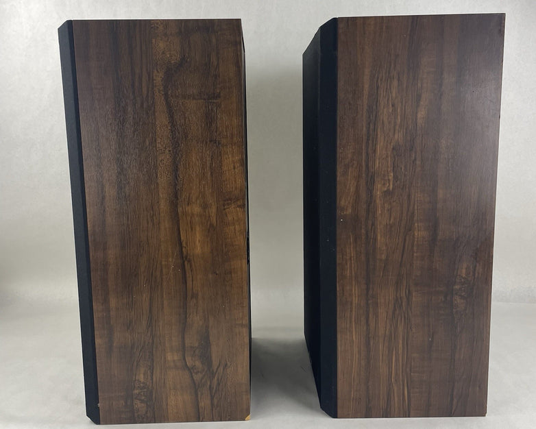 Sanyo SS-340 26" Home Audio Floor Standing Walnut Speaker Pair 8 Ohm