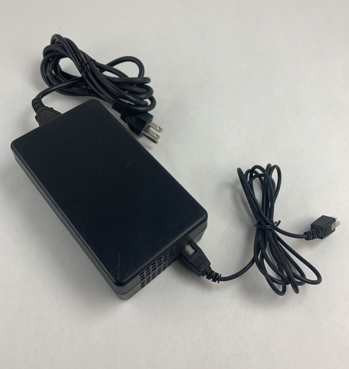 43991048