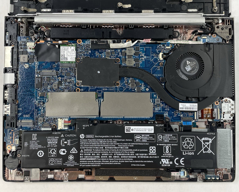 HP mt45 14" Ryzen 3 Pro 3300U 2.10 GHz 4 GB RAM No SSD/OS/AC - Key