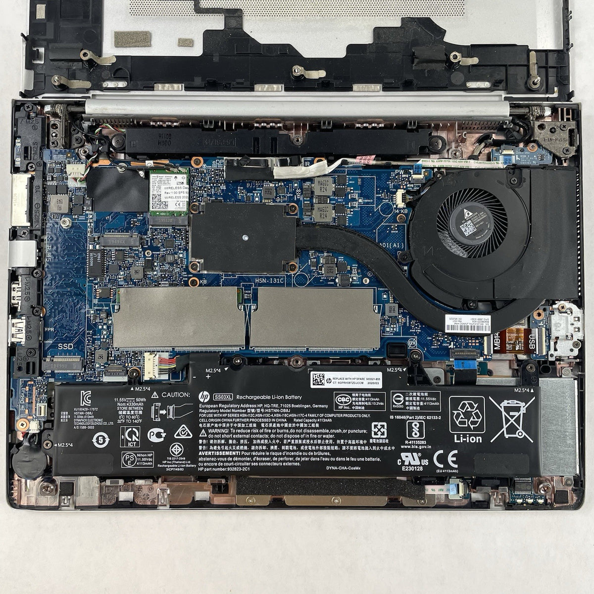 HP mt45 14" Ryzen 3 Pro 3300U 2.10 GHz 4 GB RAM No SSD/OS/AC - Key16