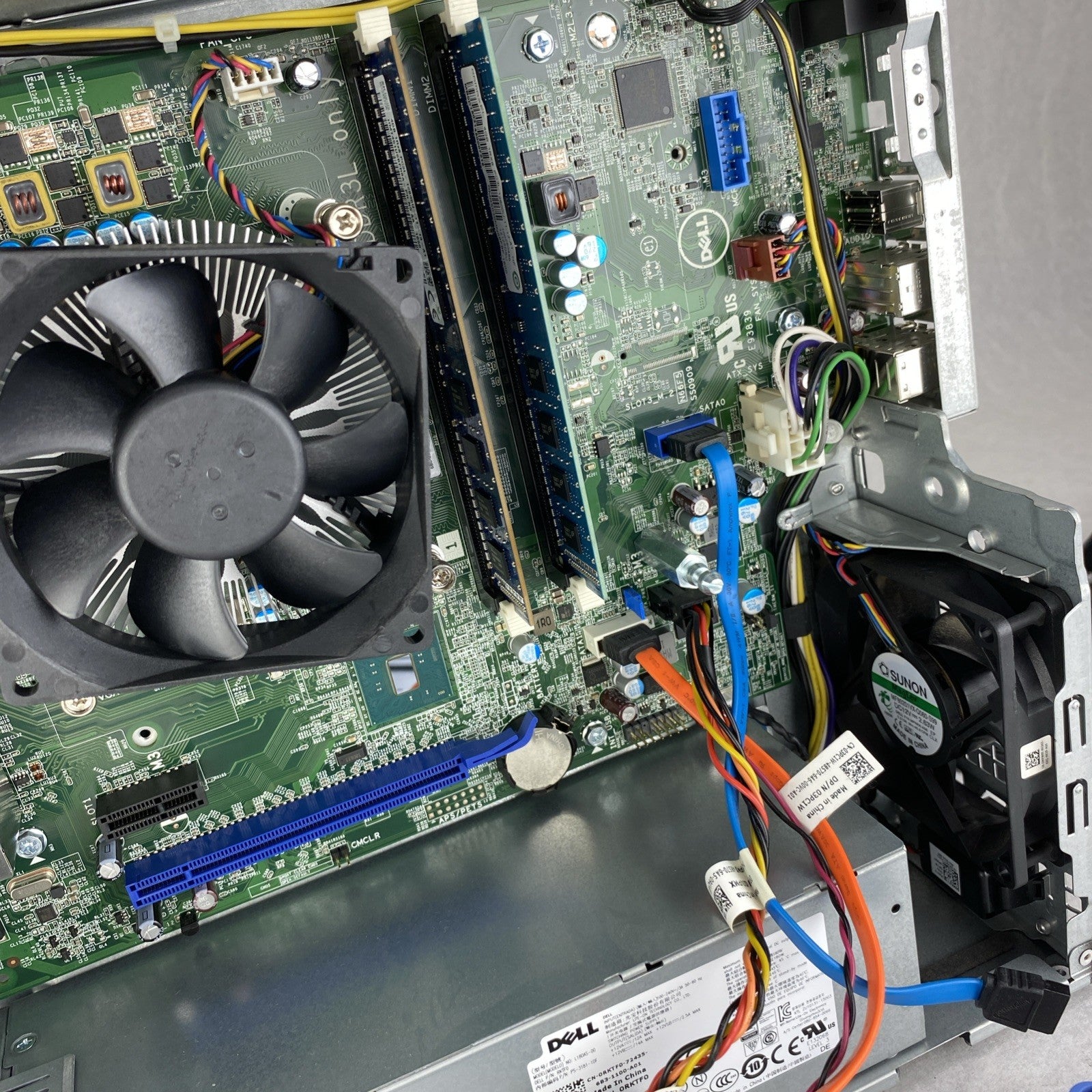 Dell OptiPlex 3040 SFF Intel Core i5-6500 3.20GHz 8GB RAM DVDRW No HDD No OS