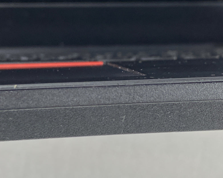 Lenovo ThinkPad E490 Core i5-8265U 1.6GHz 8GB RAM 14" No HDD No OS