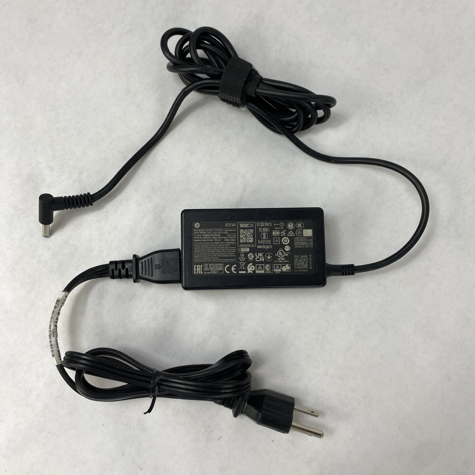 HP TPN-DA17 65W 19.5V 3.33A Blue Tip Barrel Laptop AC Adapter (Lot of 6)1