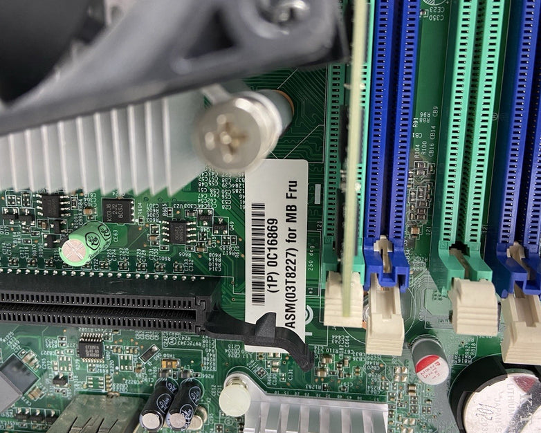 Lenovo ThinkCentre M82 SFF Intel Core i5-3470 3.2GHz 4GB RAM No HDD No OS