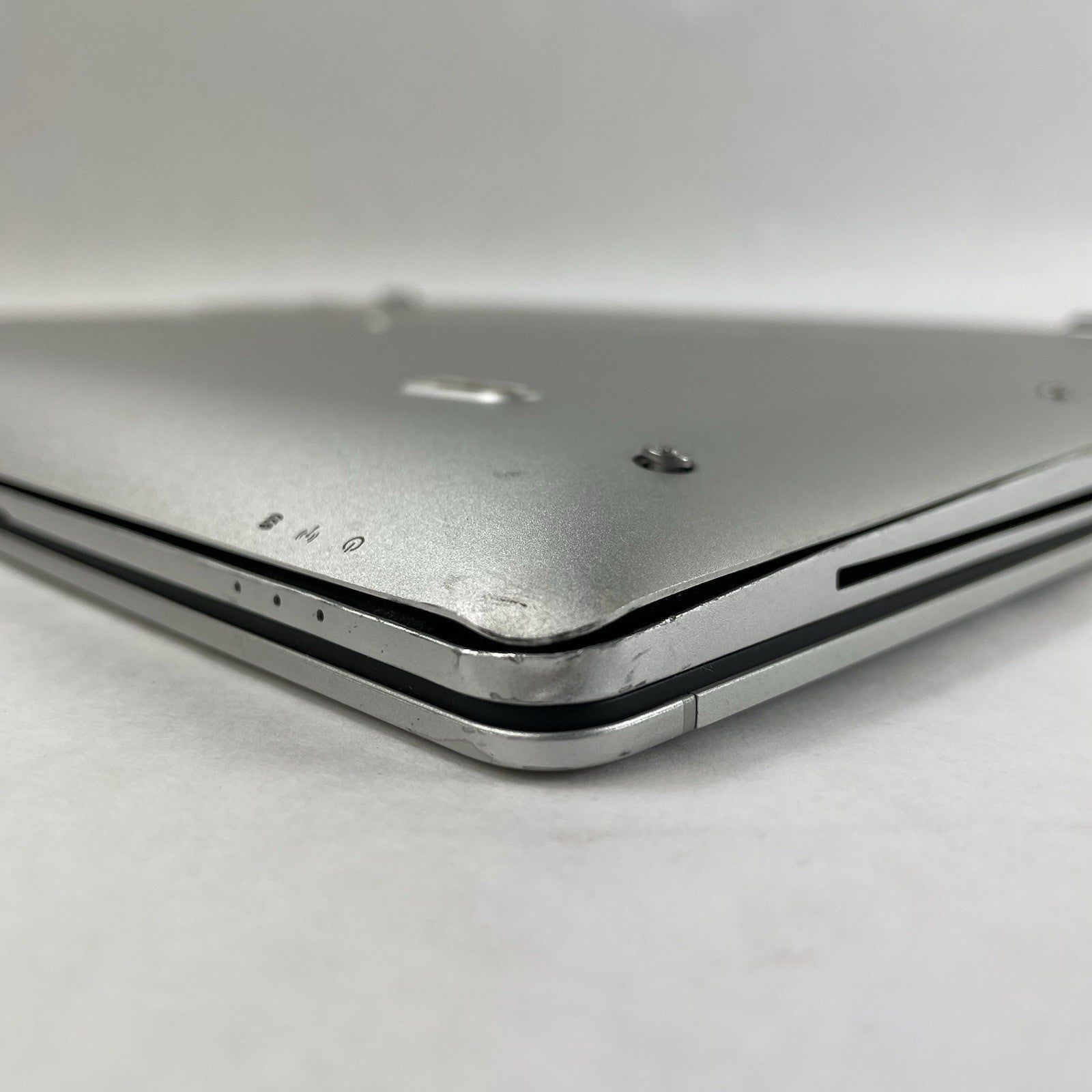 HP EliteBook 850 G6 15.6" i5-8365U 1.60 GHz 8 GB RAM No SSD/OS/AC - Dents13