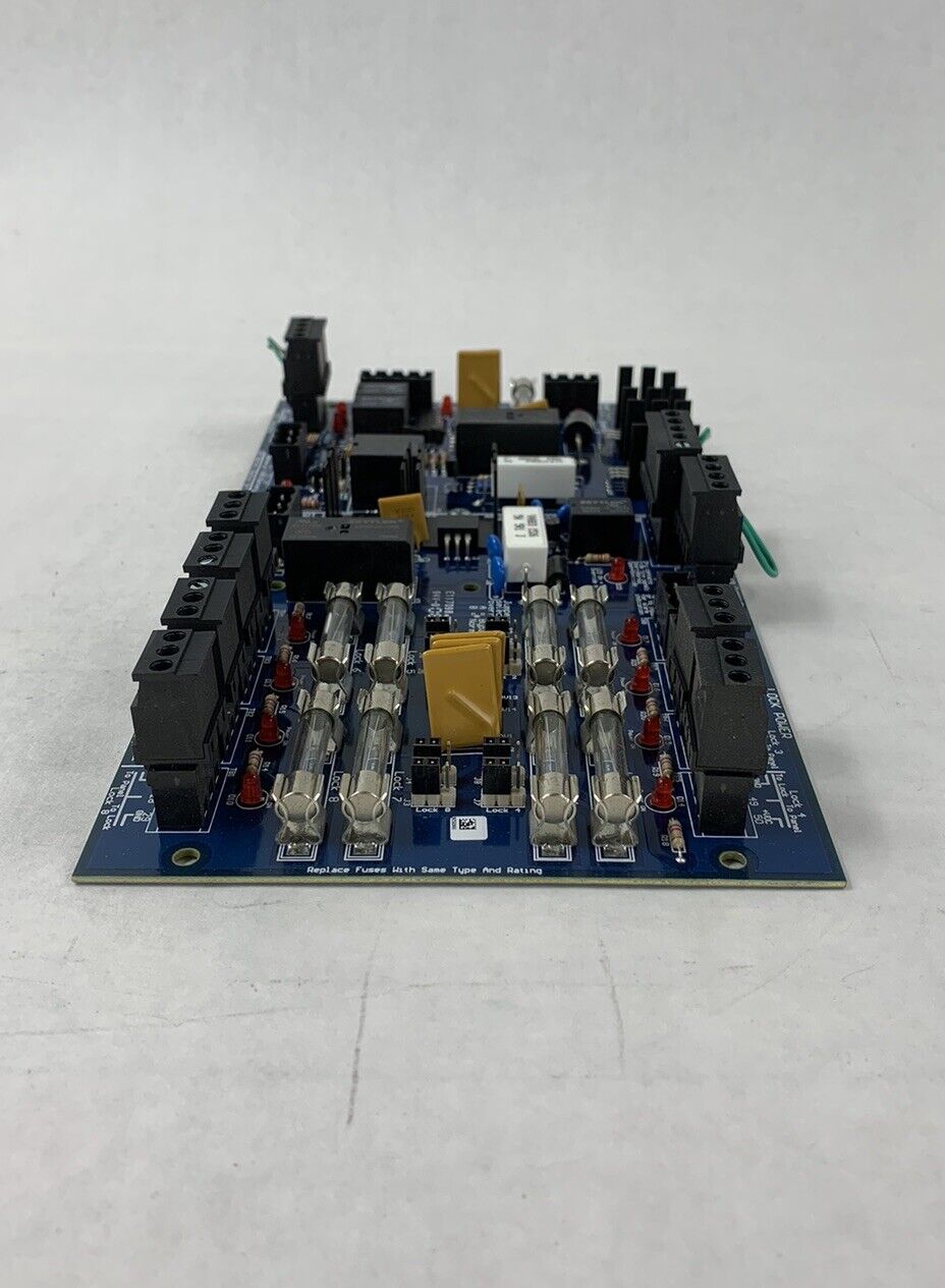DSX Access Systems DSX-1040 Power Distribution Module